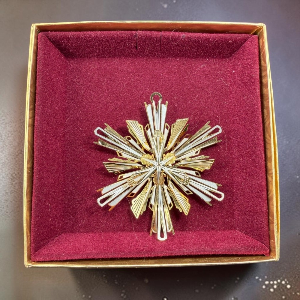Baldwin 2010 Crystalline Snowflake Ornament 24kt Gold Finish Brass NEW‎ IN BOX